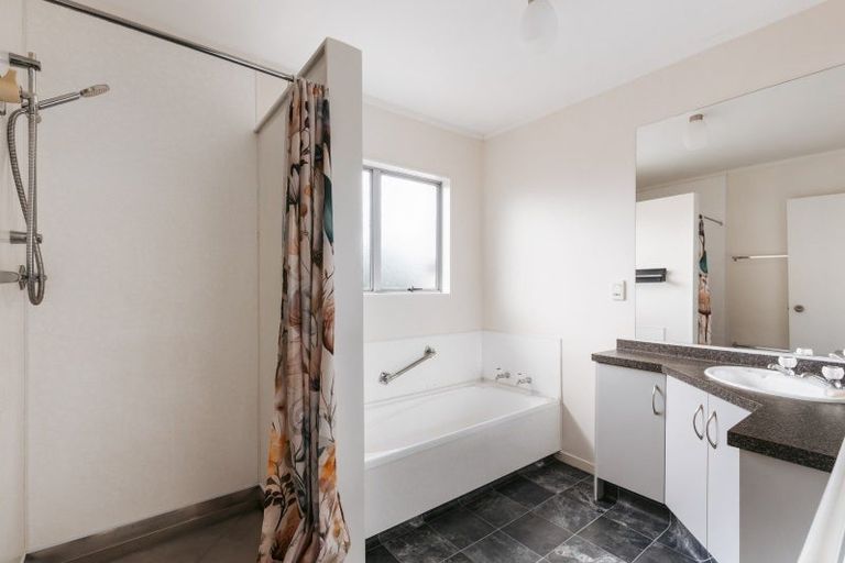 Photo of property in 9a Marshall Avenue, Greerton, Tauranga, 3112