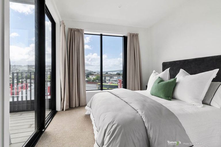 Photo of property in 301/2u Onepu Road, Kilbirnie, Wellington, 6022