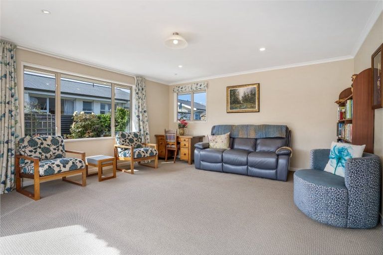 Photo of property in 98 Park Street, Winton, 9720