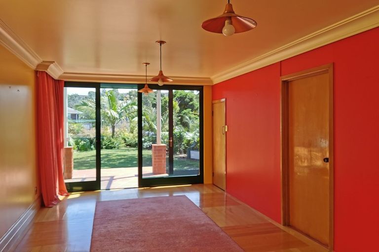 Photo of property in 21 Rosalind Road, Glenfield, Auckland, 0629