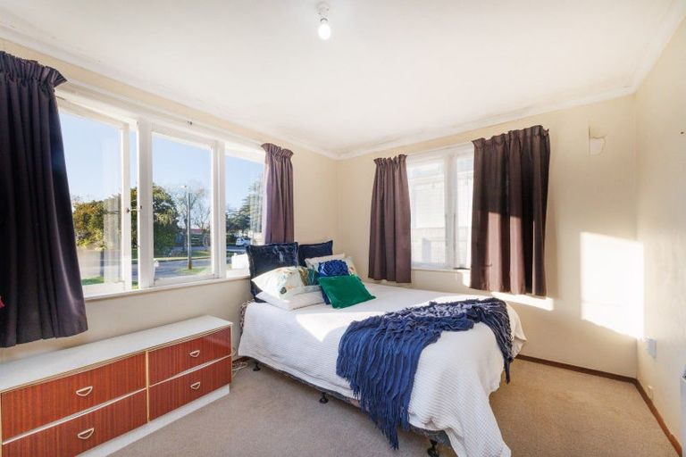 Photo of property in 27 Queen Street, Feilding, 4702