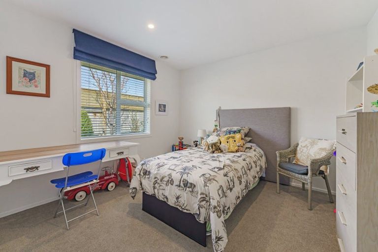 Photo of property in 13 Tuhua Close, Wharewaka, Taupo, 3330