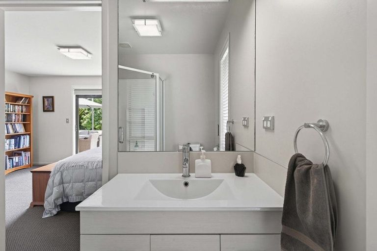 Photo of property in 22 Orakei Place, Welcome Bay, Tauranga, 3112