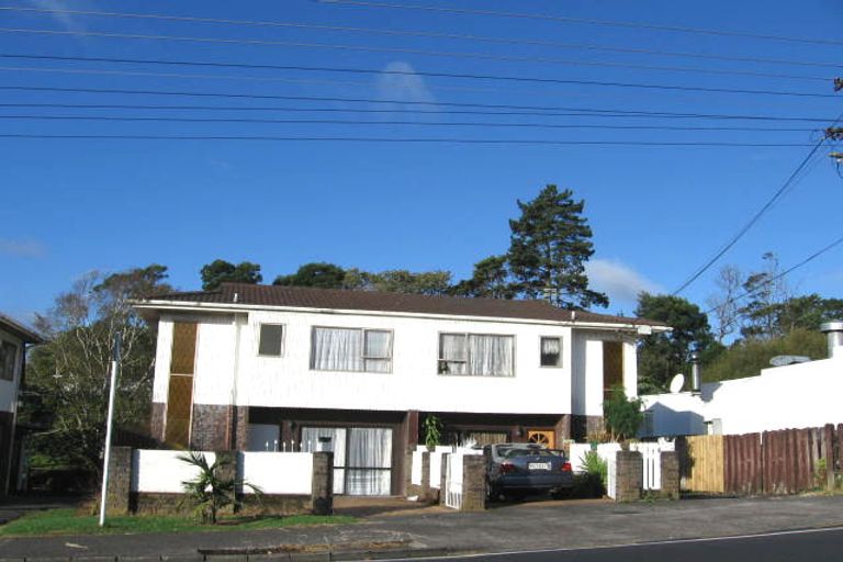 Photo of property in 2/12 Sunnyside Road, Sunnyvale, Auckland, 0612