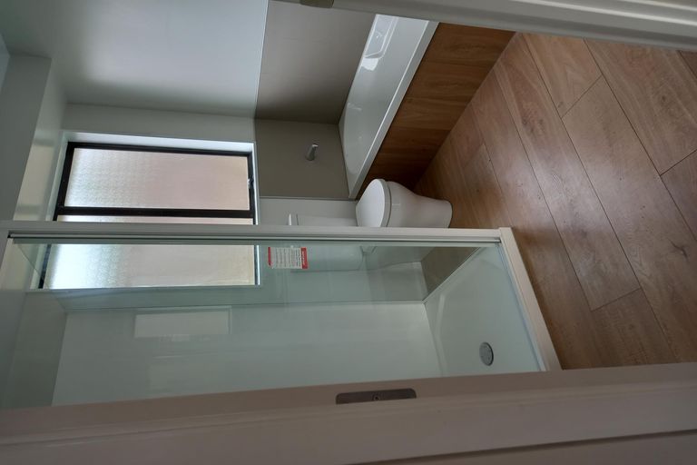 Photo of property in 2/15 Scott Road, Papakura, 2110