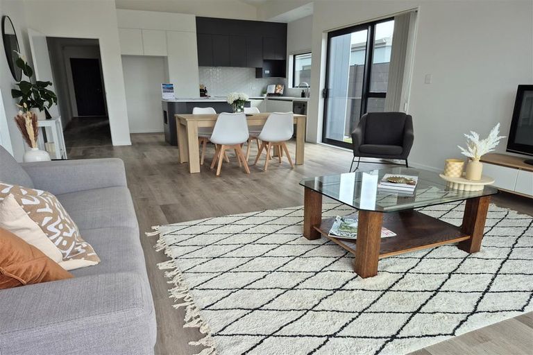 Photo of property in 64 Mataikokako Loop, Kawakawa Bay, 2585