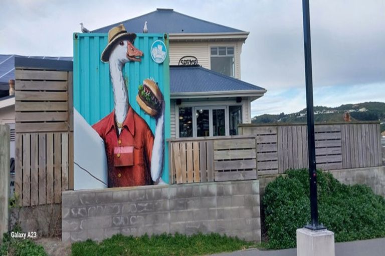 Photo of property in 218u8 Onepu Road, Lyall Bay, Wellington, 6022