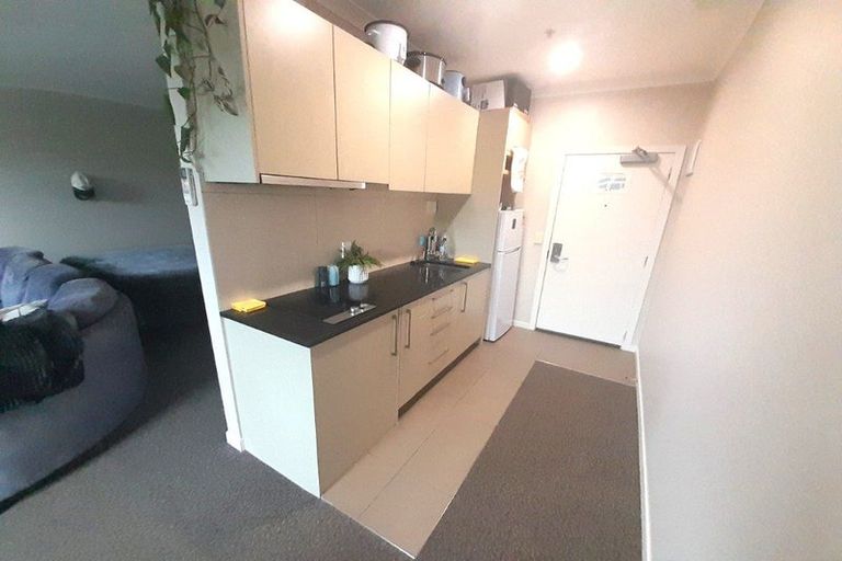 Photo of property in 16/5 Massey Avenue, Pukekohe, 2120