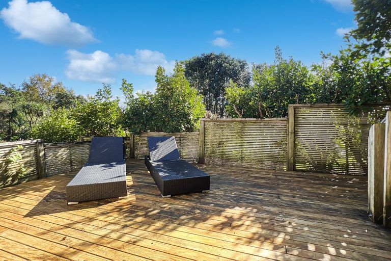 Photo of property in 5/12 Schnapper Rock Road, Schnapper Rock, Auckland, 0632