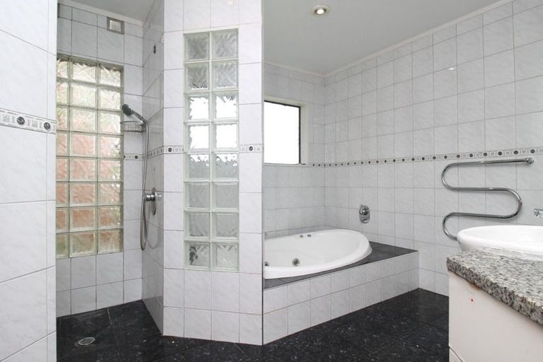 Photo of property in 81 Pararekau Road, Karaka, Papakura, 2580