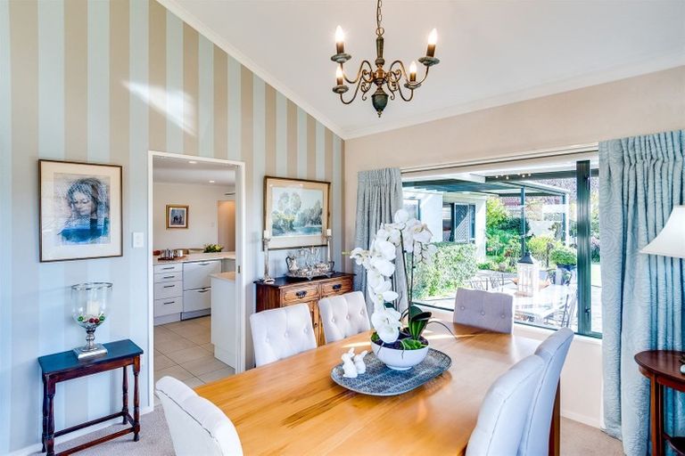 Photo of property in 2 Ebury Mews, Taradale, Napier, 4112