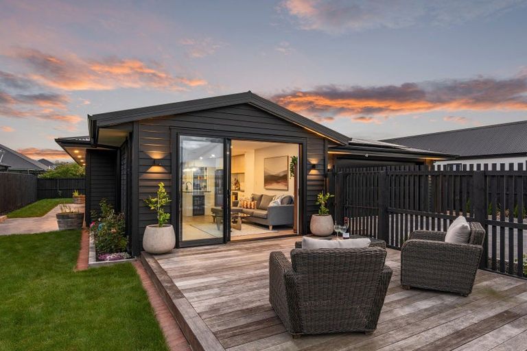 Photo of property in 5 Blade Mews, Prebbleton, 7604