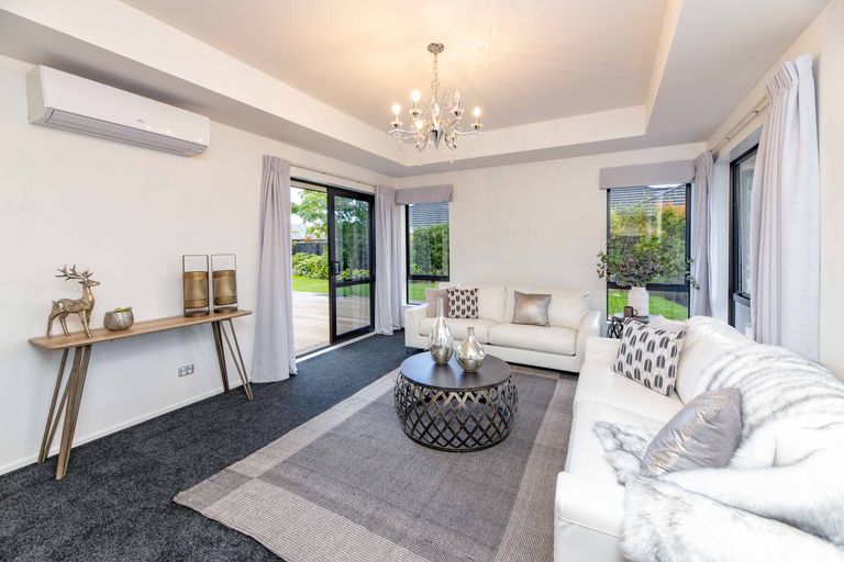 Photo of property in 39 Jacks Drive, West Melton, 7618