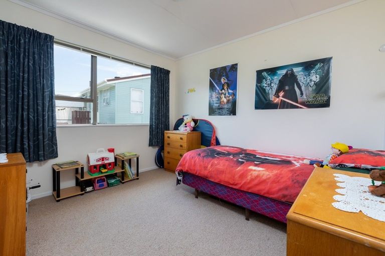 Photo of property in 32 Piko Street, Titahi Bay, Porirua, 5022