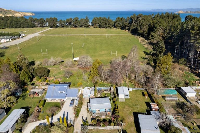 Photo of property in 32 Stewart Street, Waikouaiti, 9510
