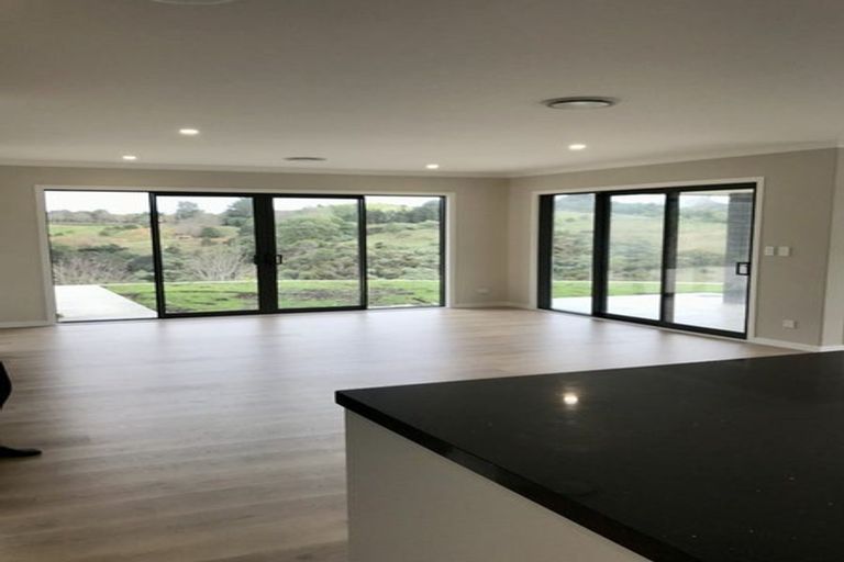 Photo of property in 90 Stoneridge Terrace, Whitford, Manurewa, 2576