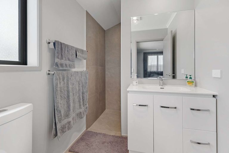 Photo of property in 247 Parklands Avenue, Bell Block, New Plymouth, 4312