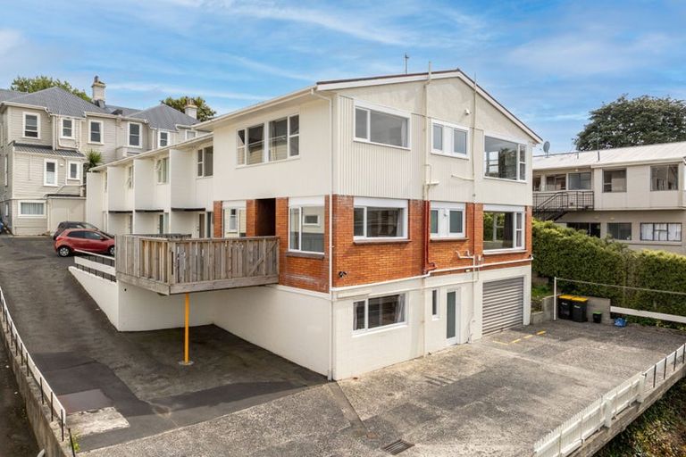 Photo of property in 1/128 London Street, Dunedin Central, Dunedin, 9016