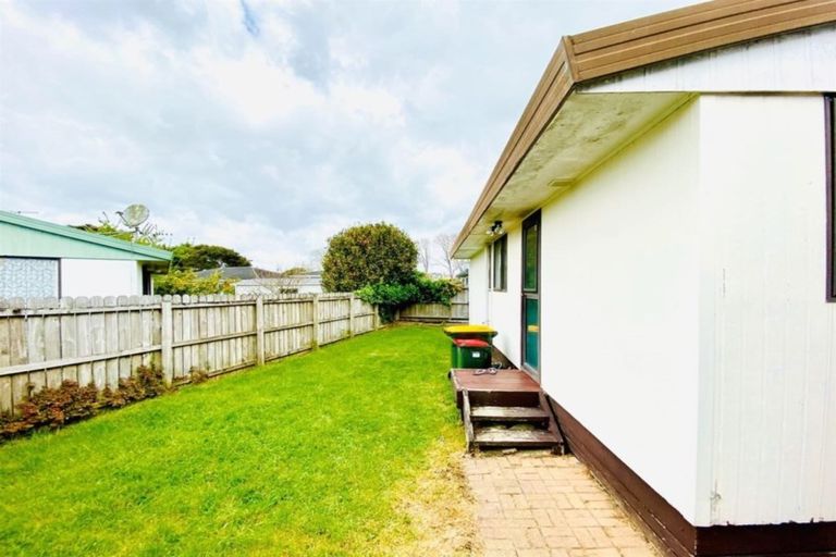 Photo of property in 3/8 Ireland Place, Ranui, Auckland, 0612