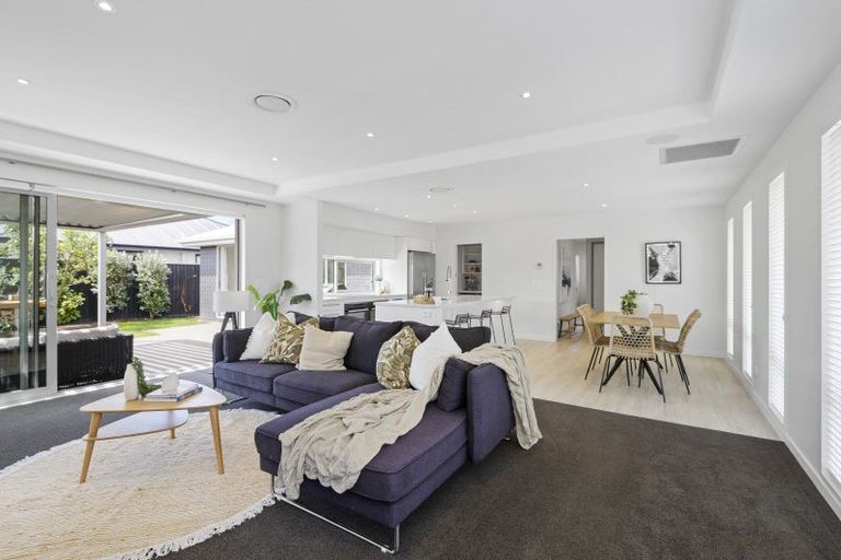 Photo of property in 5 Hazelnut Avenue, Prebbleton, 7604