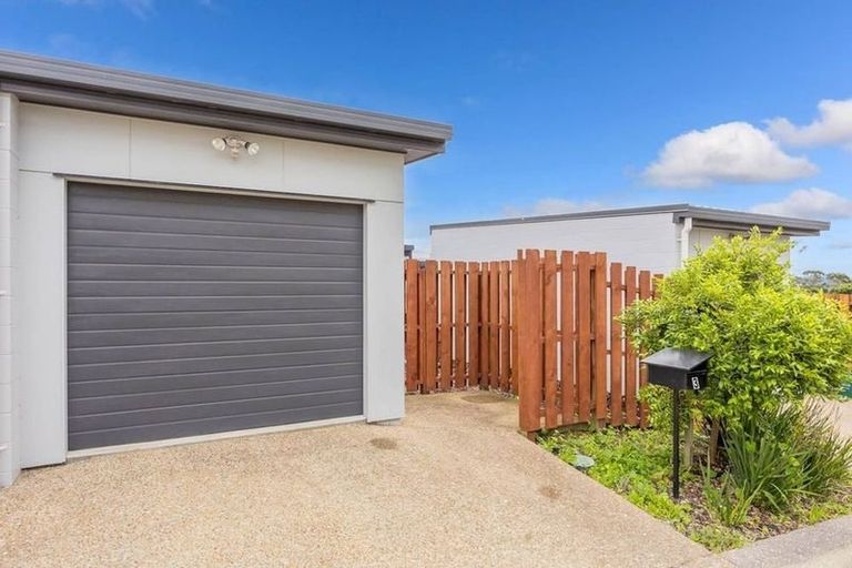 Photo of property in 3 Kapuarangi Lane, Papakura, 2110