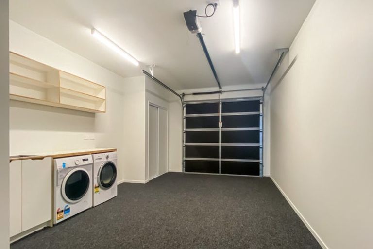 Photo of property in 588d Te Atatu Road, Te Atatu Peninsula, Auckland, 0610