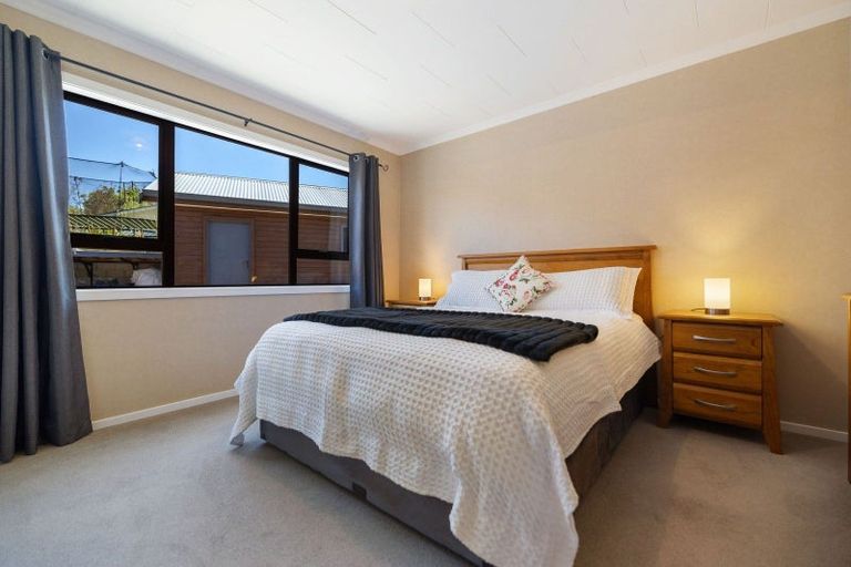 Photo of property in 48 Centennial Avenue, Arrowtown, 9302