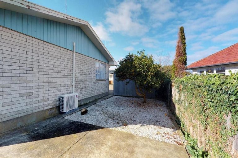 Photo of property in 8 Kiwi Court, Roslyn, Palmerston North, 4414