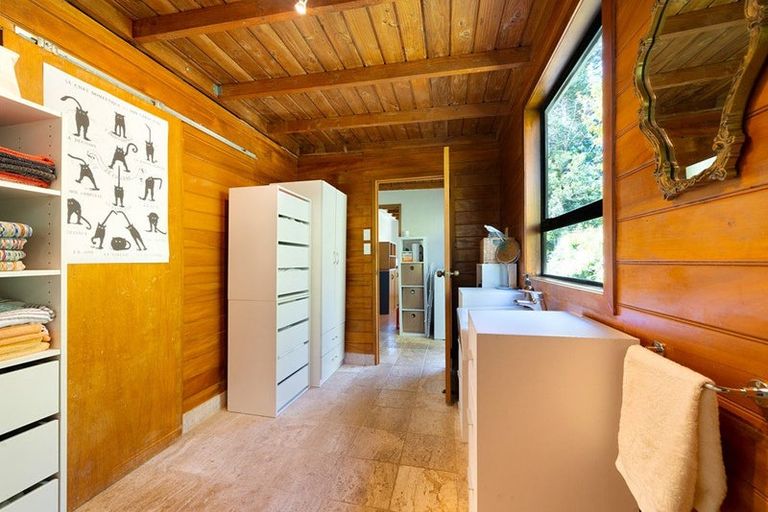 Photo of property in 182a Spur Road, Stillwater, Silverdale, 0993