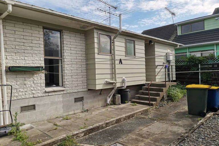 Photo of property in 1/5 Merriefield Avenue, Forrest Hill, Auckland, 0620