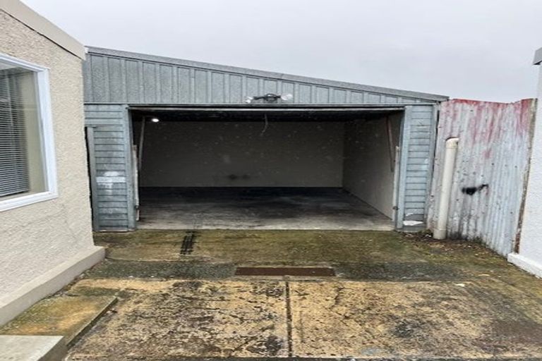 Photo of property in 16 Wynyard Street, South Dunedin, Dunedin, 9012