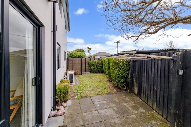 Photo of property in 54 Dover Street, St Albans, Christchurch, 8014