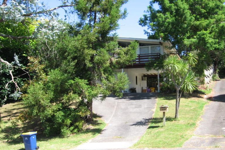 Photo of property in 106 Canongate Street, Birkdale, Auckland, 0626