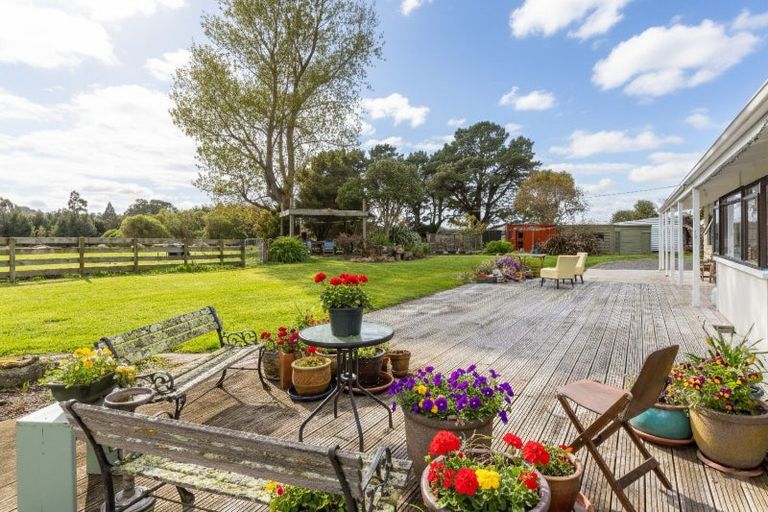 Photo of property in 960 Norfolk Road, Upper Plain, Carterton, 5791