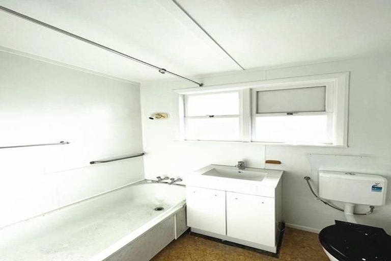 Photo of property in 9 Harris Street, Pukekohe, 2120