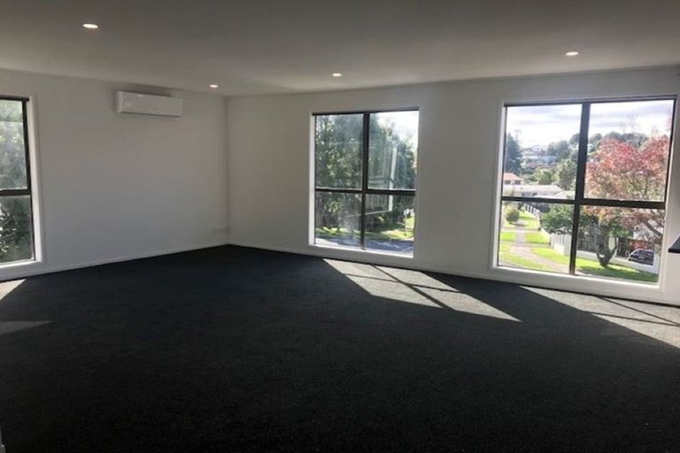 Photo of property in 13 Lendenfeld Drive, Papatoetoe, Auckland, 2025