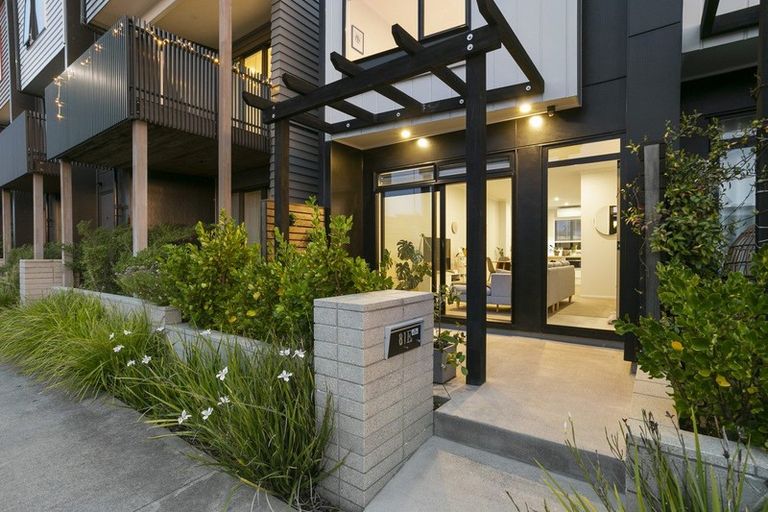 Photo of property in 81e Hobsonville Point Road, Hobsonville, Auckland, 0616