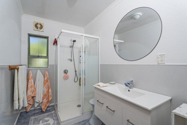 Photo of property in 42 Banks Street, Cooks Beach, Whitianga, 3591