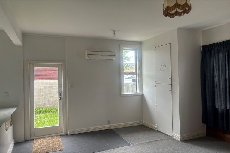 Photo of property in 64 Division Street, Riccarton, Christchurch, 8041
