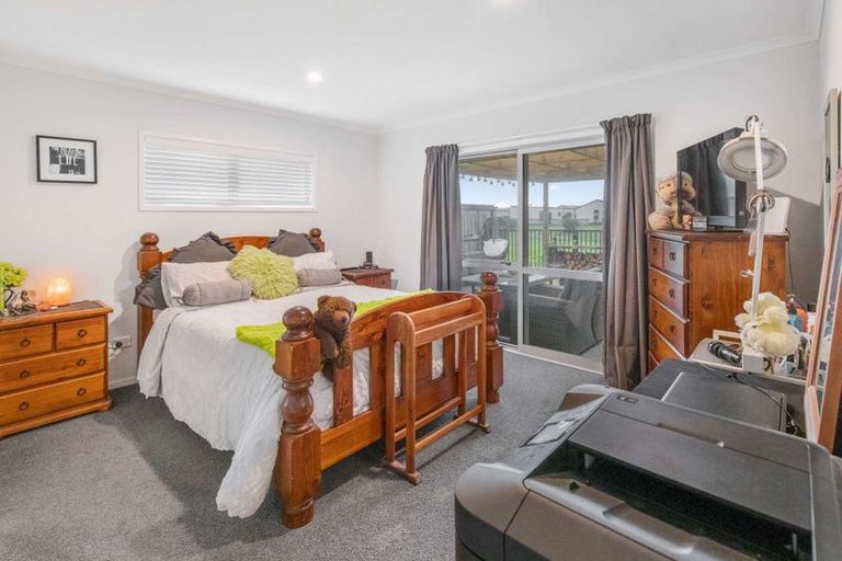 Photo of property in 14 Fuller Street, Papamoa Beach, Papamoa, 3118
