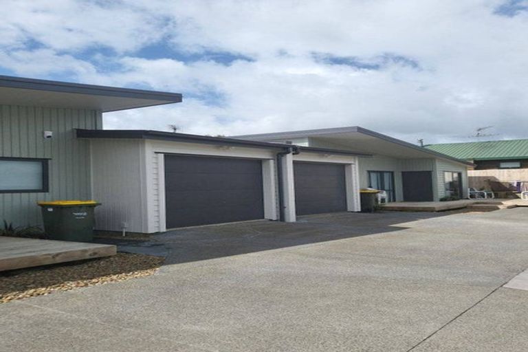 Photo of property in 45d Prospect Terrace, Pukekohe, 2120