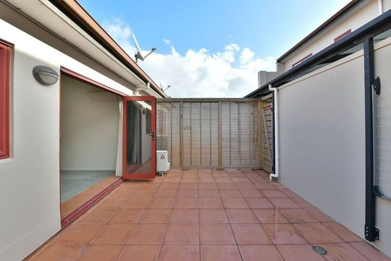 Photo of property in 33b Florence Avenue, Orewa, 0931