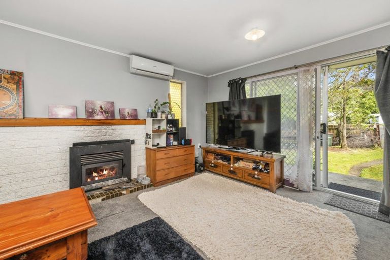 Photo of property in 21 Tania Crescent, Western Heights, Rotorua, 3015