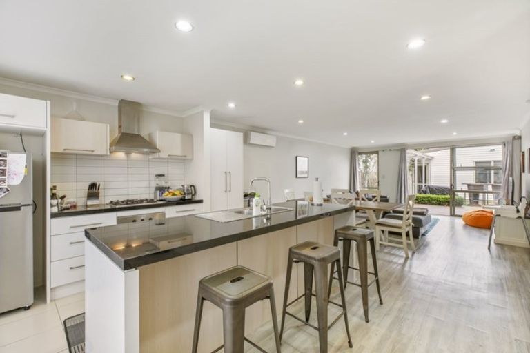 Photo of property in 26 Reins Road, Takanini, 2112