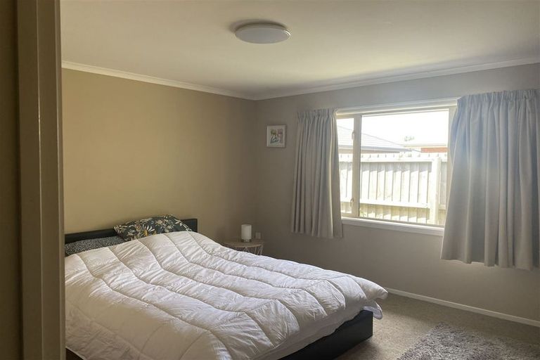 Photo of property in 41 Factory Road, Belfast, Christchurch, 8051