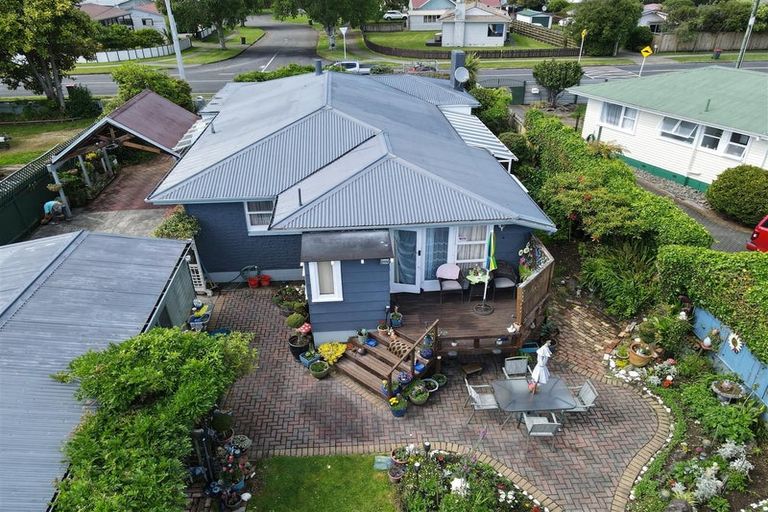 Photo of property in 60 Kawaha Point Road, Kawaha Point, Rotorua, 3010