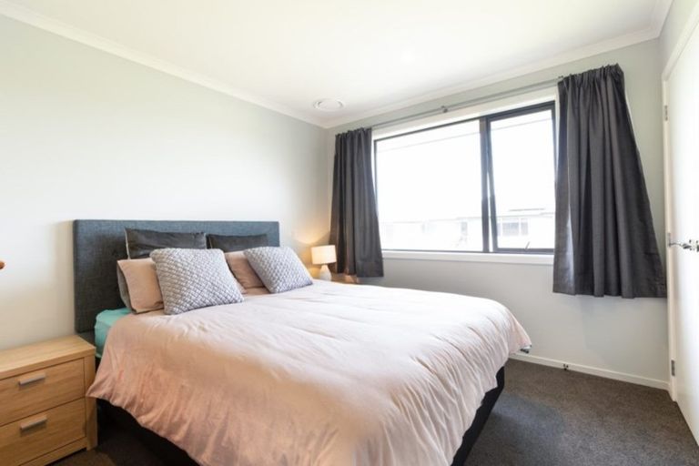 Photo of property in 37 Mike Smith Drive, Cambridge, 3434