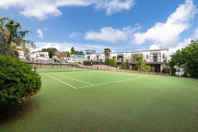 Photo of property in The Grange, 36/92 Bush Road, Albany, Auckland, 0632