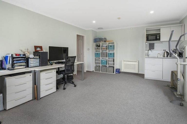 Photo of property in 6 Arete Lane, Levin, 5571