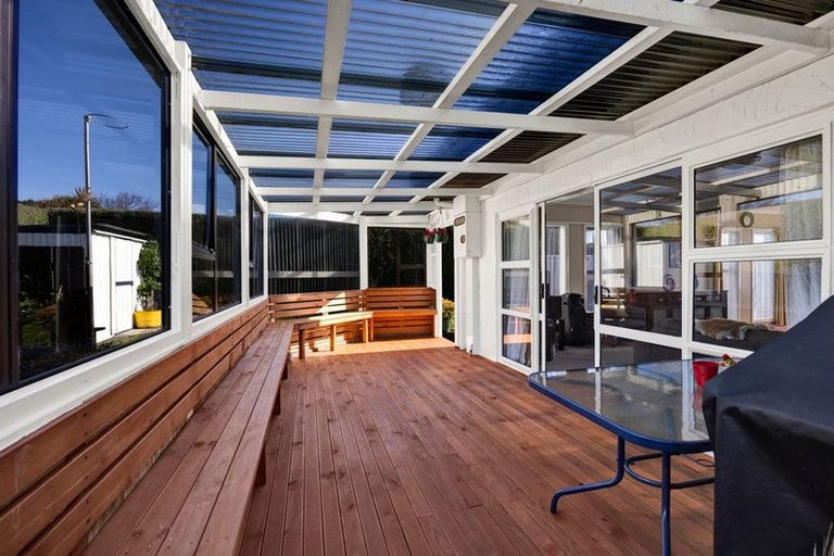 Photo of property in 31 Kamahi Avenue, Hawera, 4610